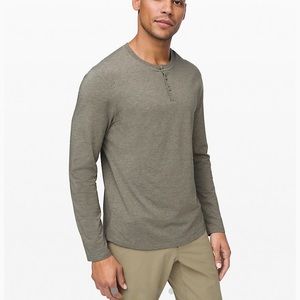 NWT LULULEMON 5 YEAR BASIC LONG SLEEVE HENLEY